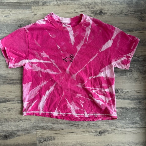 Gildan Tops - Pink Tie Dye Dino Crop Small